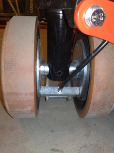 Inoxroll Oy - Haarukkavaunu Panther 2582 ja 3082